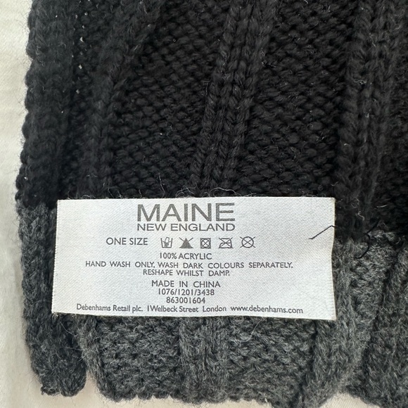 Main New England Men’s Scarf - Picture 2 of 2